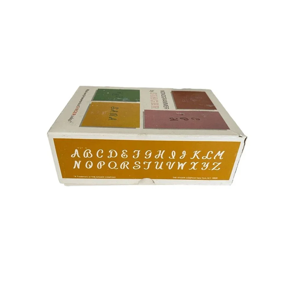 Monogrammer by Singer - Picture 4 of 11